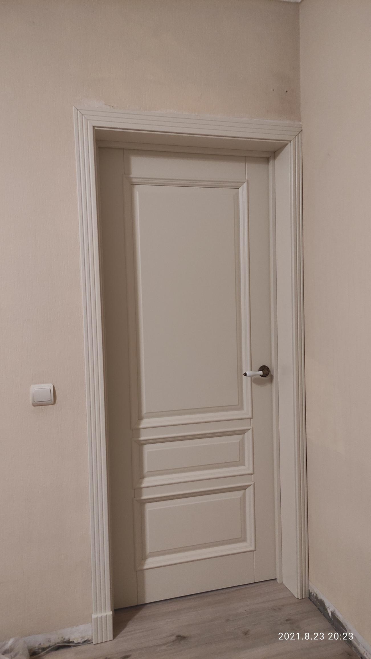 Дверь массив дуба DSW Аристократ №1 белая эмаль глухая - 4